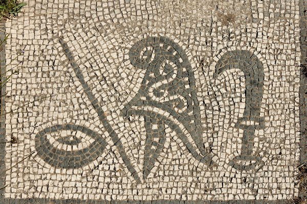 Mithra tools of the Pater bowl, rod, Phrygian hat, knife